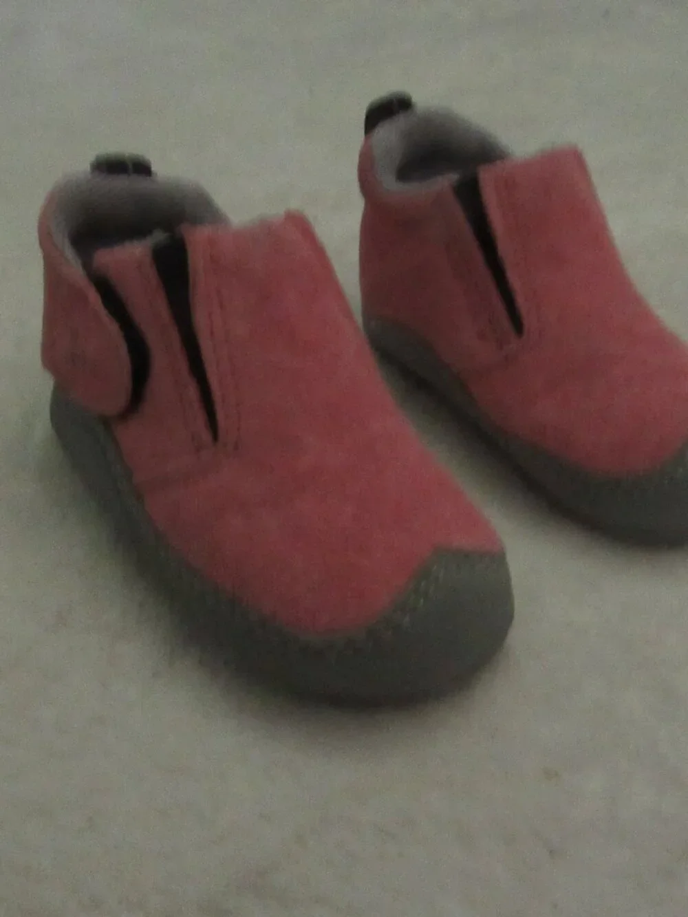 Merrell Pink/Black Crib Shoes Size 3-6 months USED